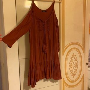 Mini flowy dress with off the should sleeves